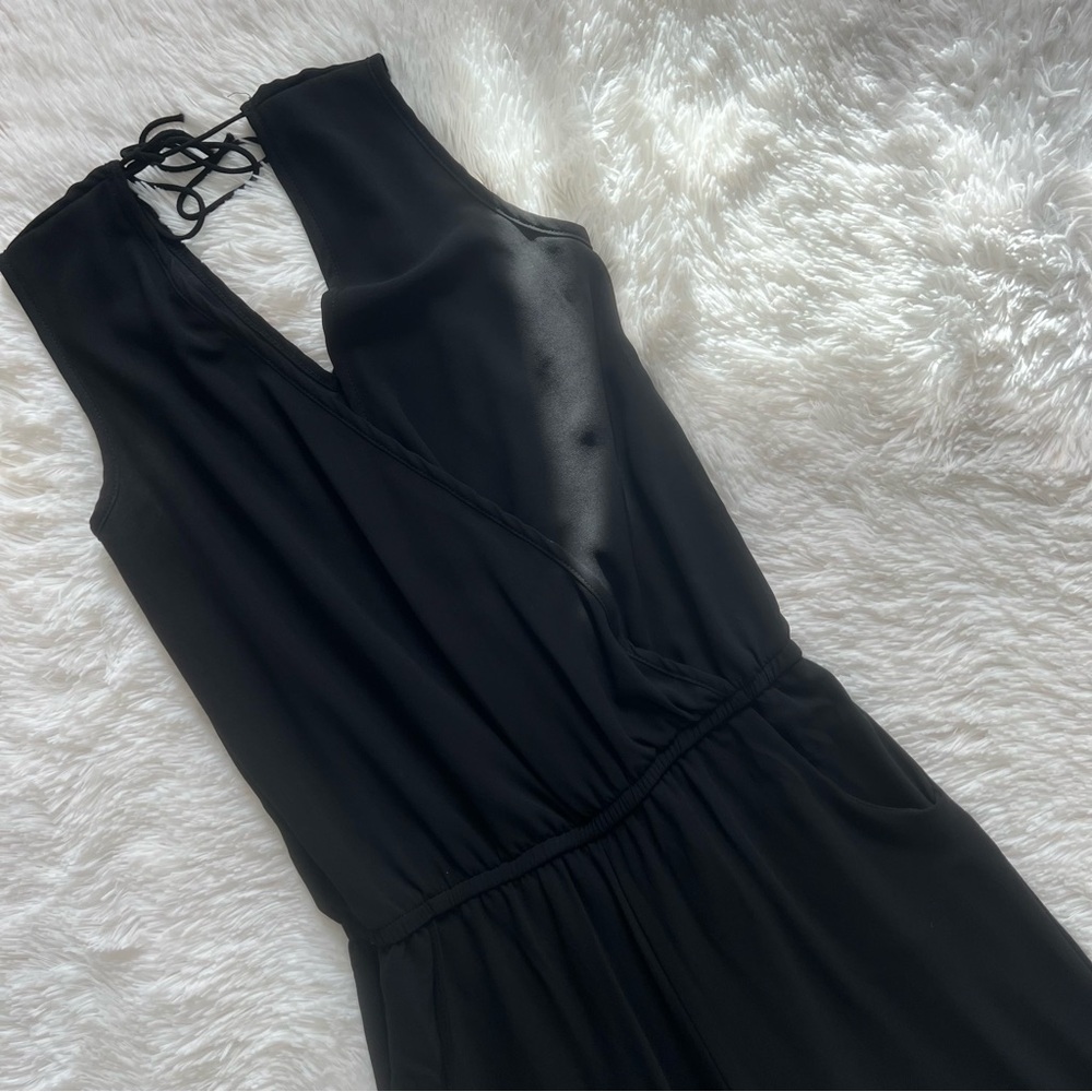 Groovy Women’s Black Sheath Halter Jumpsuit